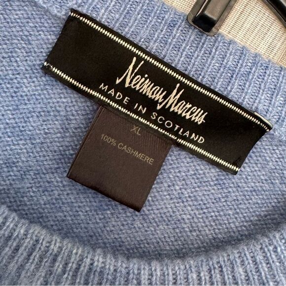 Neiman Marcus Sweater 100% Cashmere Blue Sweater for Men - Picture 3 of 4